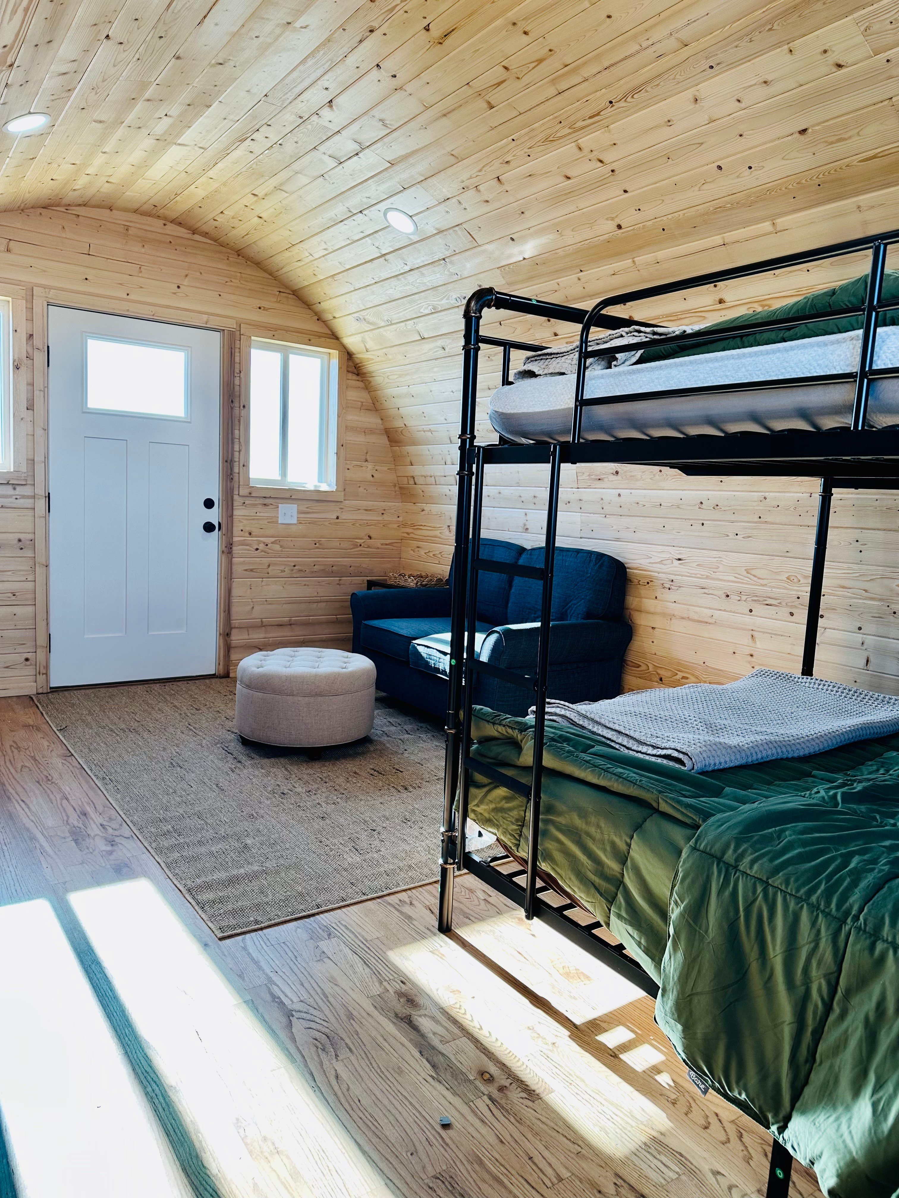 Interior bunk 3