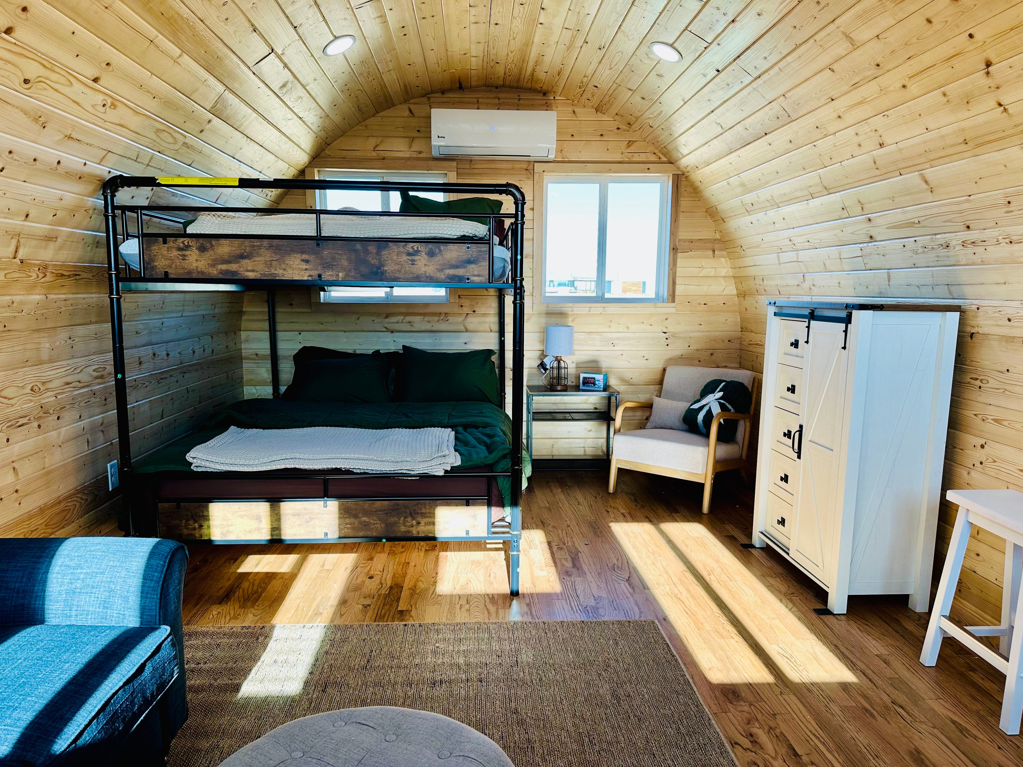 Interior bunk 4